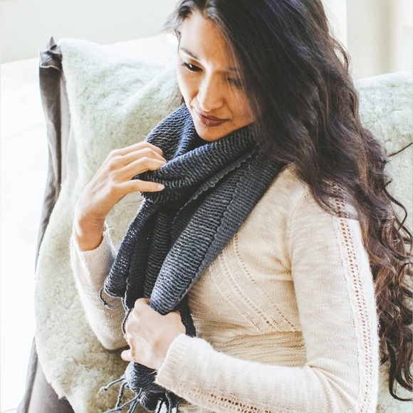 NWT 100% cotton blue scarf natural fibers new with tag Stockings stuffer - Picture 6 of 6